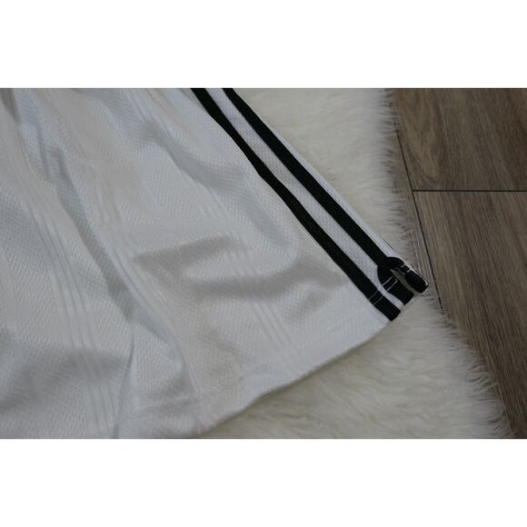 NWT Vintage Y2K 90s ADIDAS Soccer TREVISO Polyester Men's White Shorts Large - Picture 12 of 12